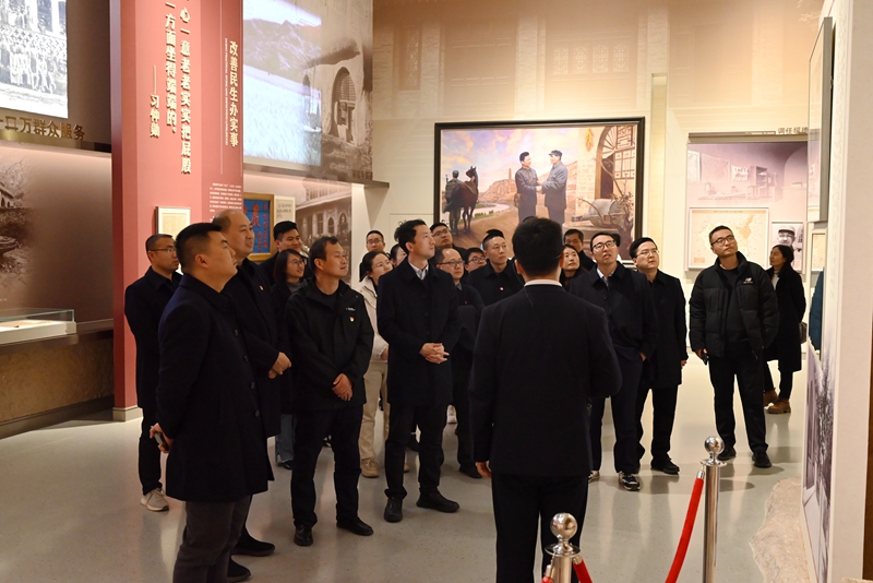 【党建动态】追寻红色足迹 砥砺初心使命——城轨与道桥党总支联合开展特色党日活动