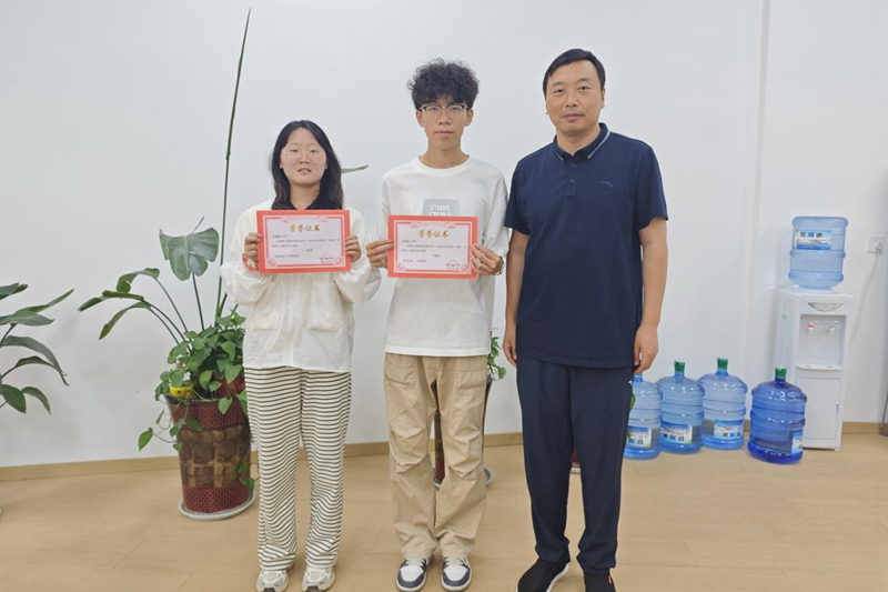测绘与检测学院举办“寻找春天最美的一幅画”活动