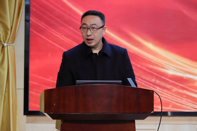 陕铁院举行2025年度校友爱心助学奖学金表彰暨优秀校友大讲堂活动
