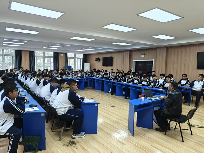 铁道动力学院召开大学生公寓纪律安全教育专题会​  ​