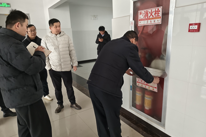 陕铁院开展2025年春季学期开学前校园安全联合大检查