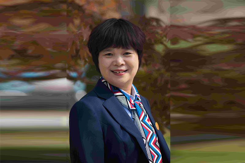 全国优秀教育工作者——李新萍