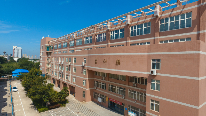 临渭校区实训楼
